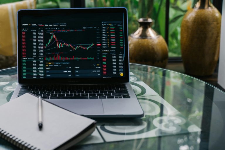 Whale crypto borong Ethereum dan Mantle pekan ini dengan lonjakan netflow ETH dan akumulasi MNT