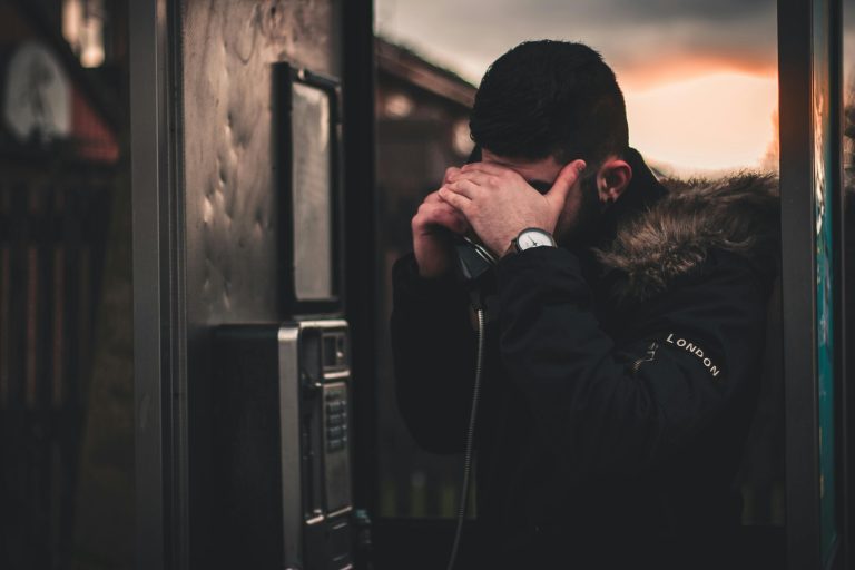 pexels-nickoloui-986834